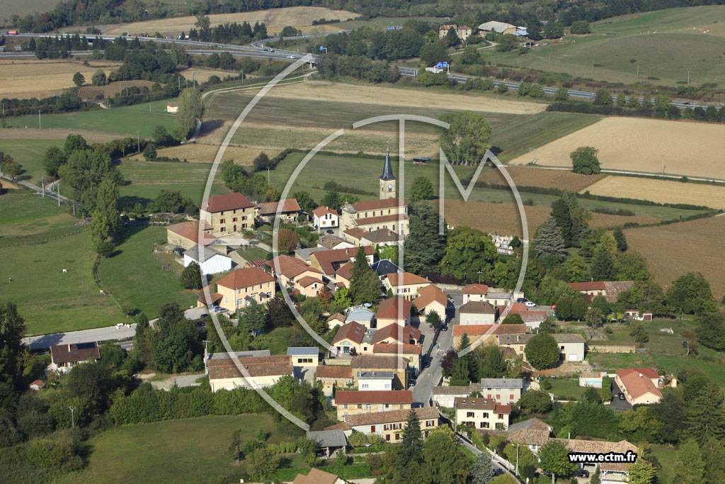 Photo aérienne - Sérézin-de-la-Tour