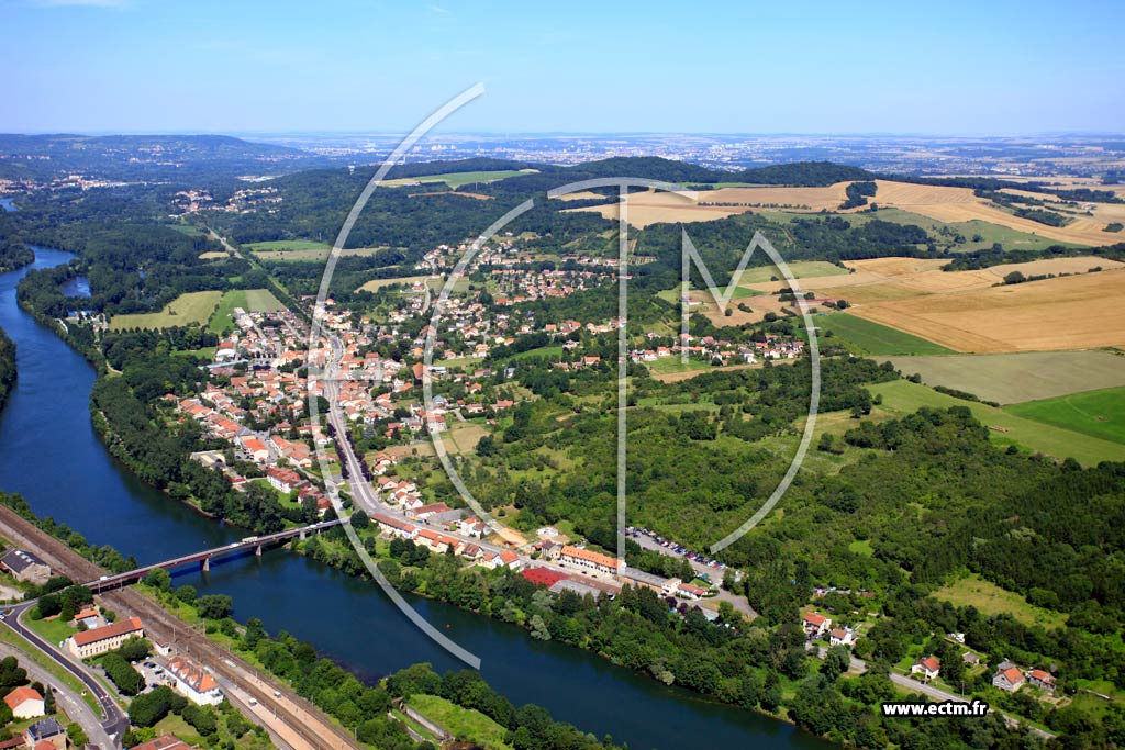 Photo aérienne - Corny-sur-Moselle