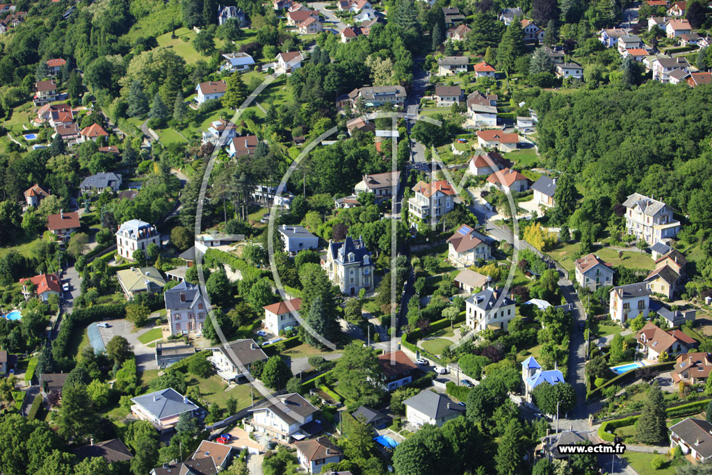 Photo arienne de Aix les Bains (Boulevard de Chantemerle)