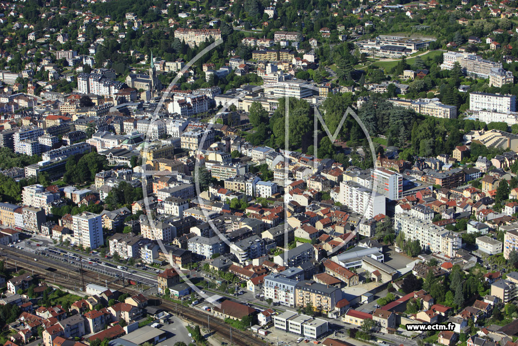 Photo arienne de Aix les Bains (Boulevard de Russie)