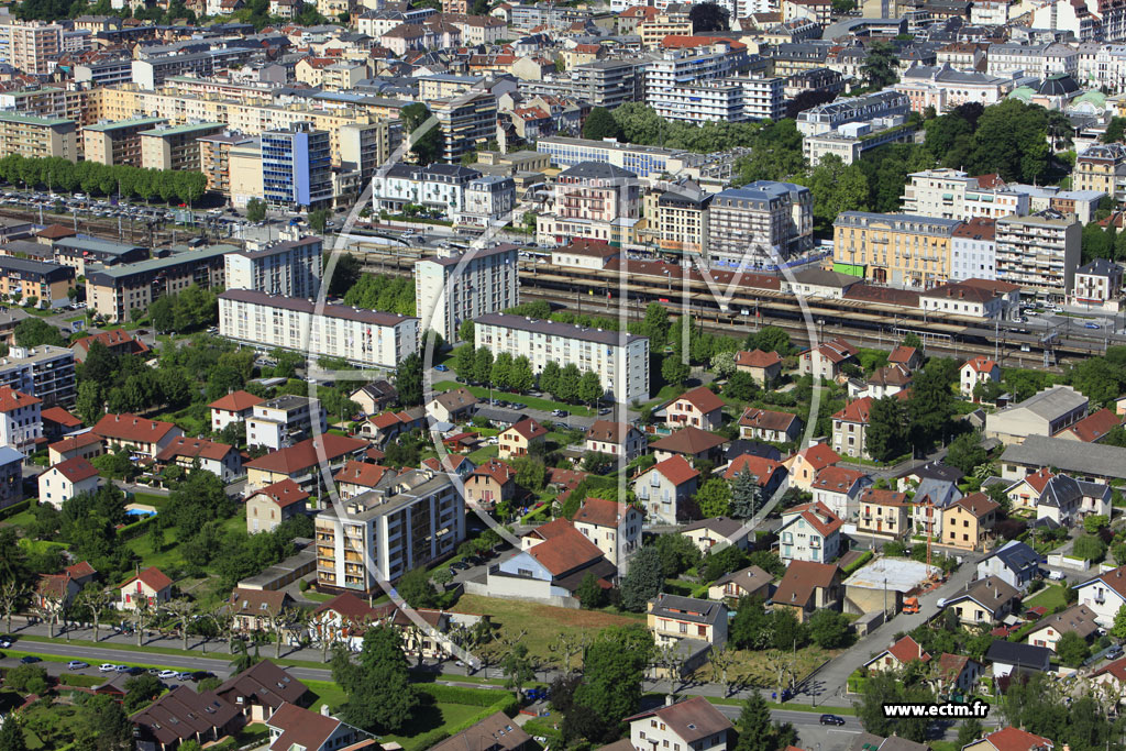 Photo arienne de Aix les Bains (Boulevard Lepic)