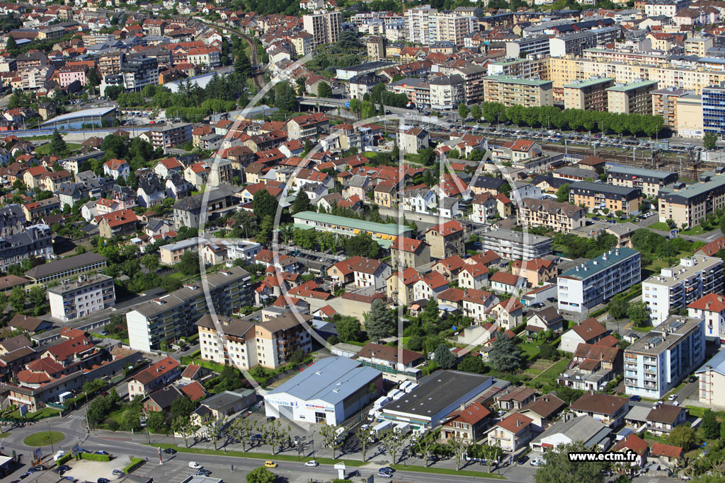 Photo arienne de Aix les Bains (Boulevard Lepic)