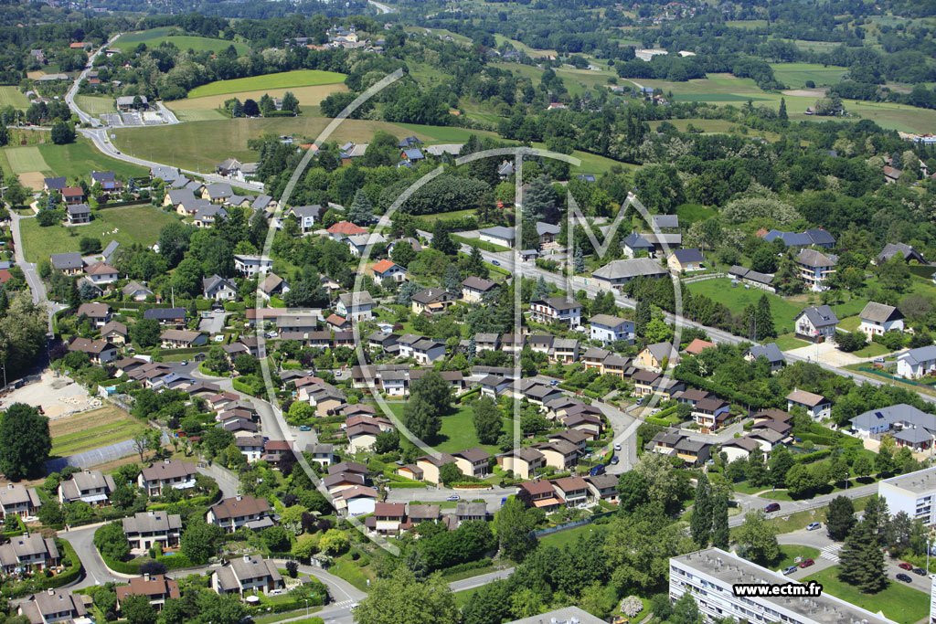 Photo arienne de Chambery (Nord)