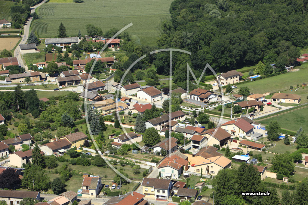 Photo arienne de Saint-Maurice-de-Gourdans (Le Ronger)