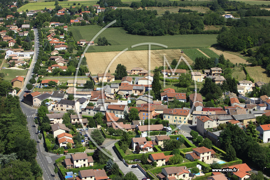 Photo arienne de Cailloux-sur-Fontaines