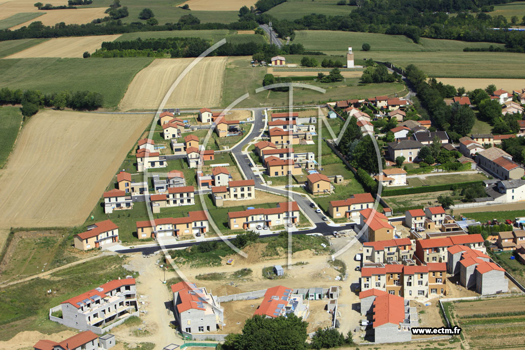 Photo arienne de Sathonay-Village