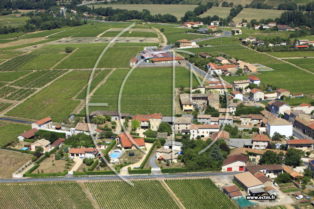 Photo arienne de Saint-Etienne-des-Oullires (Blaceret)