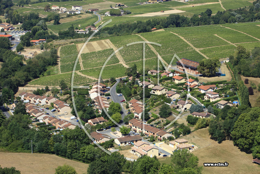 Photo arienne de Saint-Etienne-des-Oullires (Le Darroux)