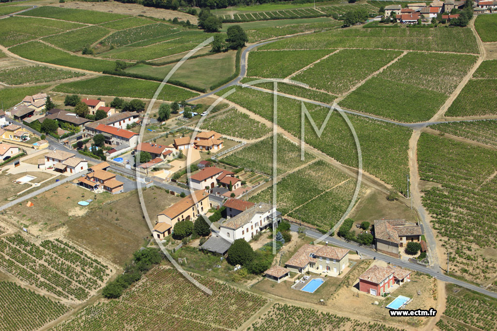 Photo arienne de Salles-Arbuissonnas-en-Beaujolais (Le Tang)