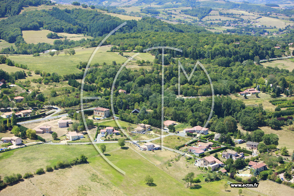 Photo arienne de Lentilly (Chemin des Terres)