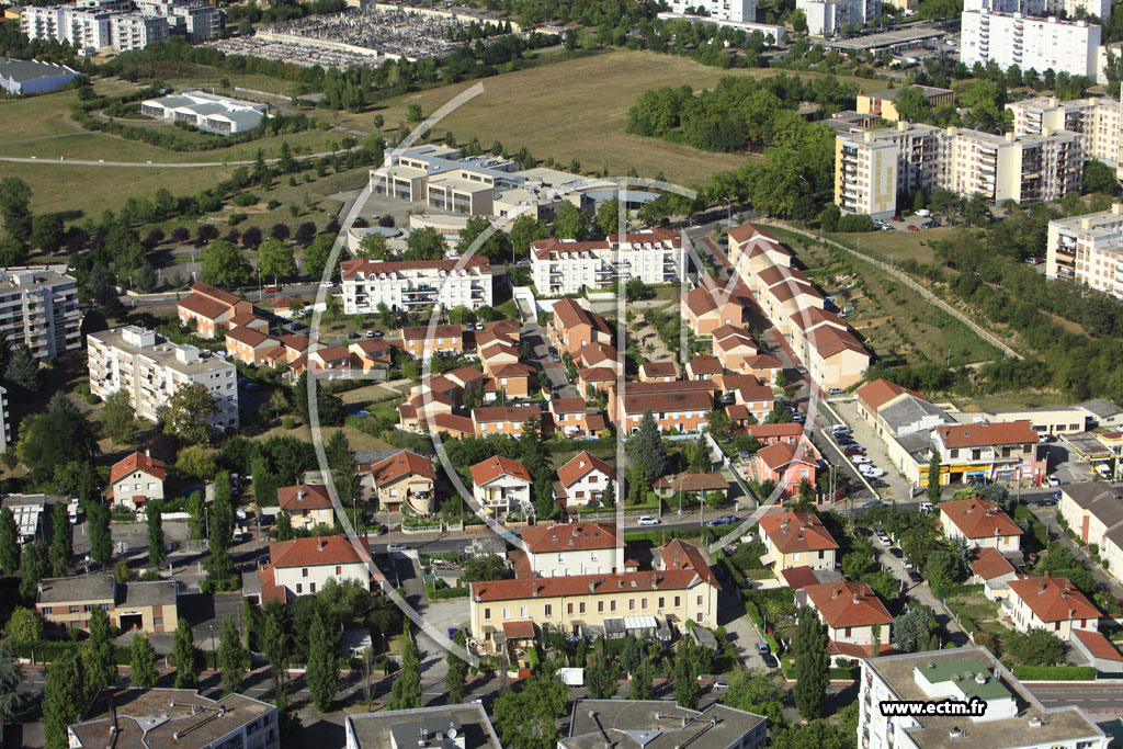 Photo arienne de Saint-Priest (Route d'Heyrieux)