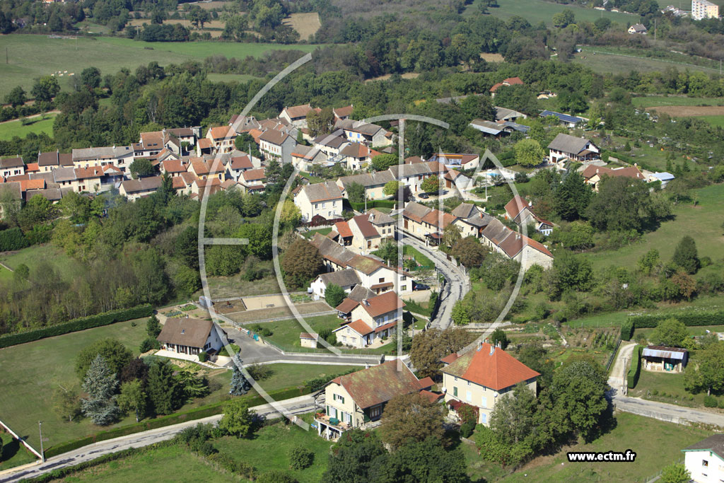 Photo arienne de Bouvesse-Quirieu (Marlieu)