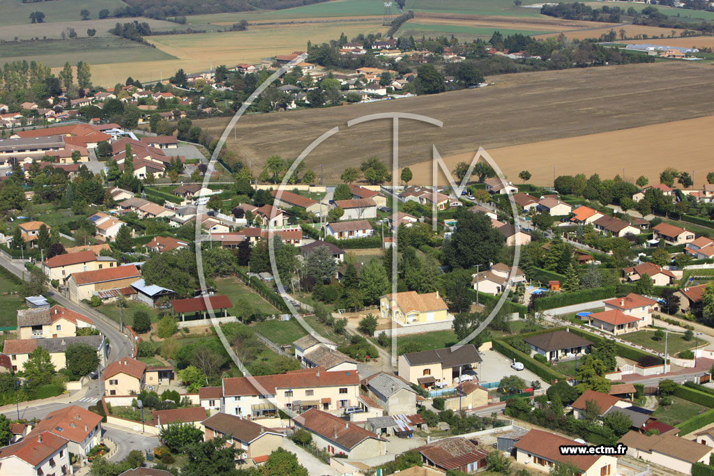 Photo arienne de Colombier-Saugnieu (Montcul)