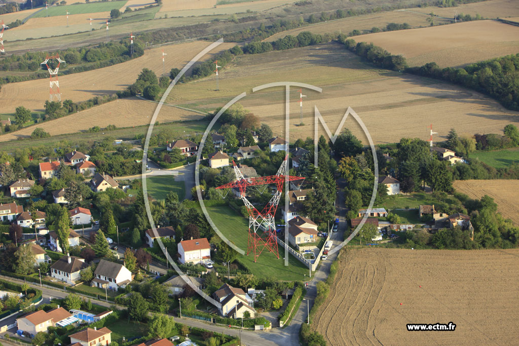 Photo arienne de Saint-Laurent-de-Mure (Poulieu)