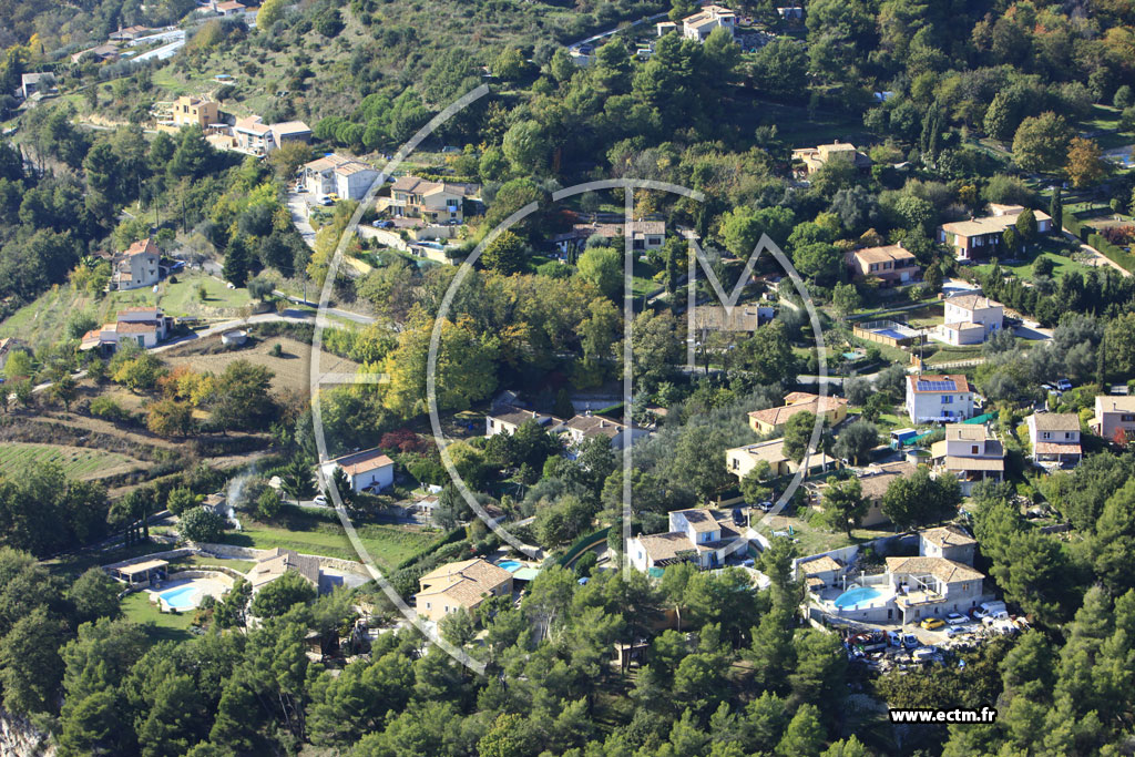 Photo arienne de Saint-Jeannet (Chemin de Provence)