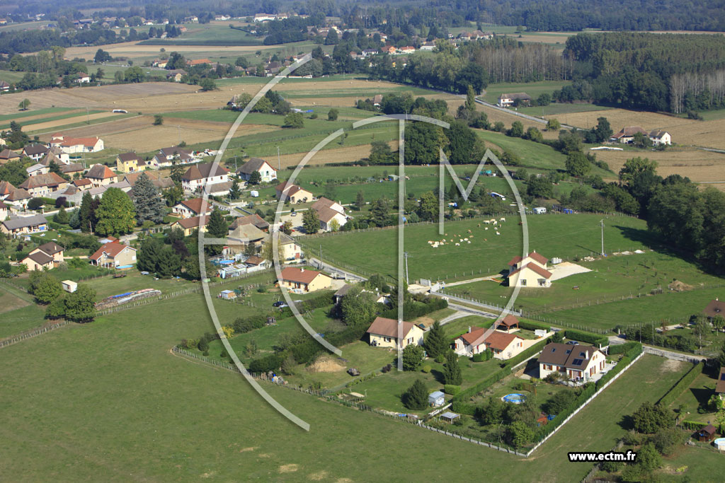 Photo arienne de Les Avenires (Le Chamolay)