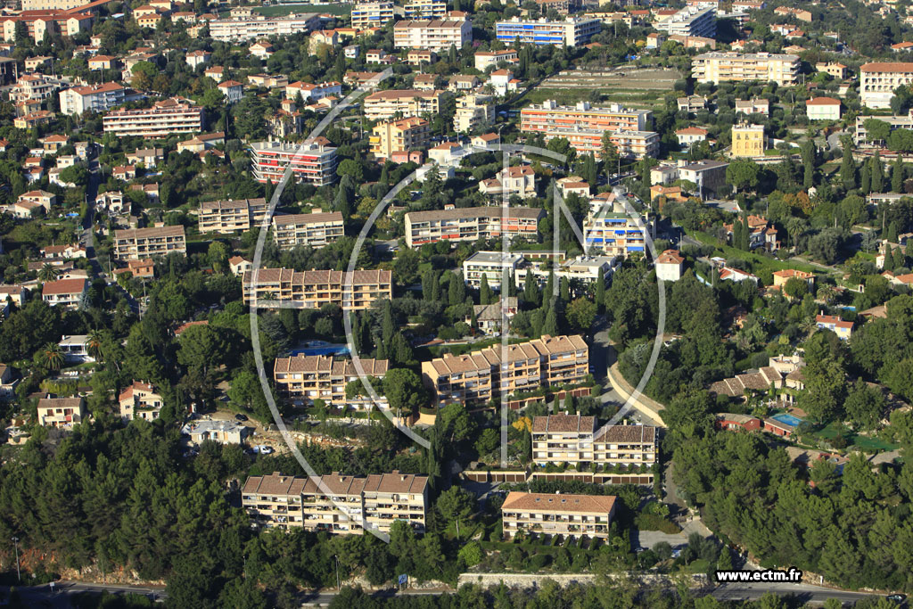 Photo arienne de Vence (Chemin de la Pierre Droite)