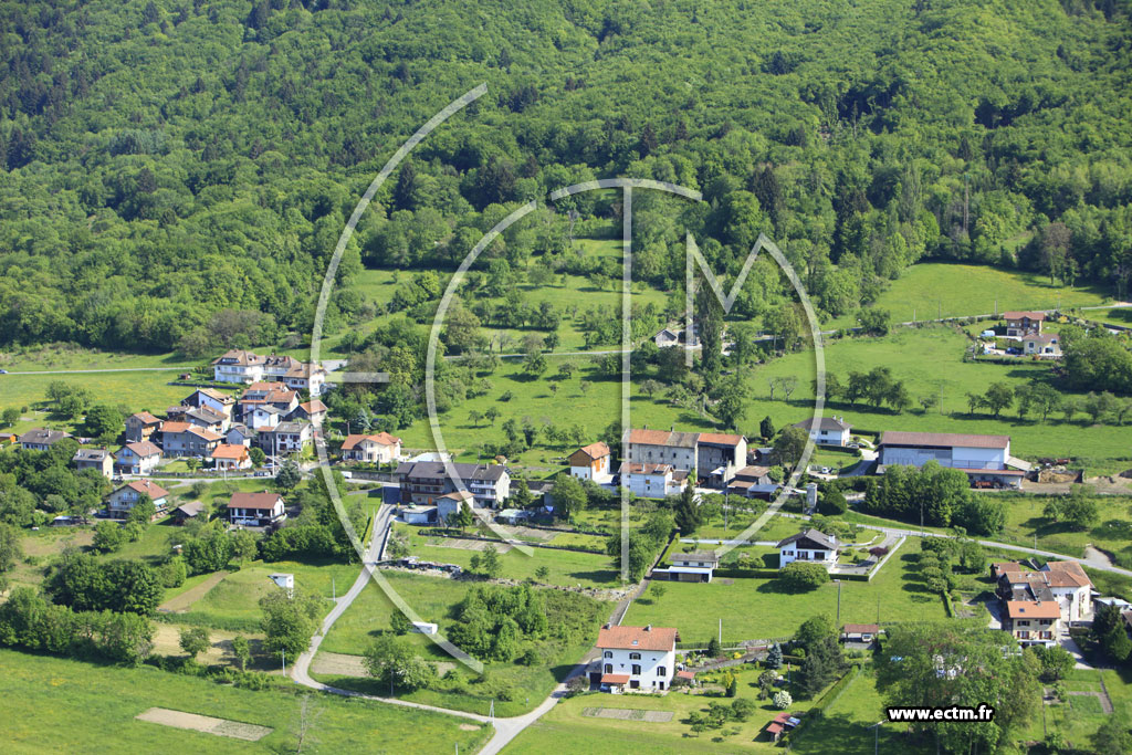 Photo arienne de Lugrin (Route des Prs Parrau)