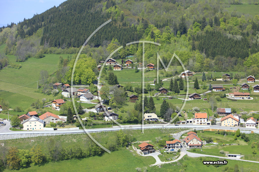 Photo arienne de Saint-Paul-en-Chablais (La Beunaz)