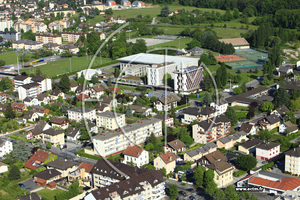 Photo arienne de Thonon-les-Bains (Avenue du Gnral de Gaulle)