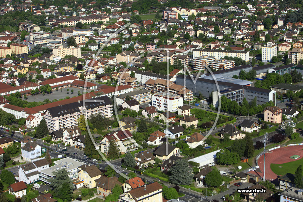 Photo arienne de Thonon-les-Bains (Avenue du Gnral de Gaulle)