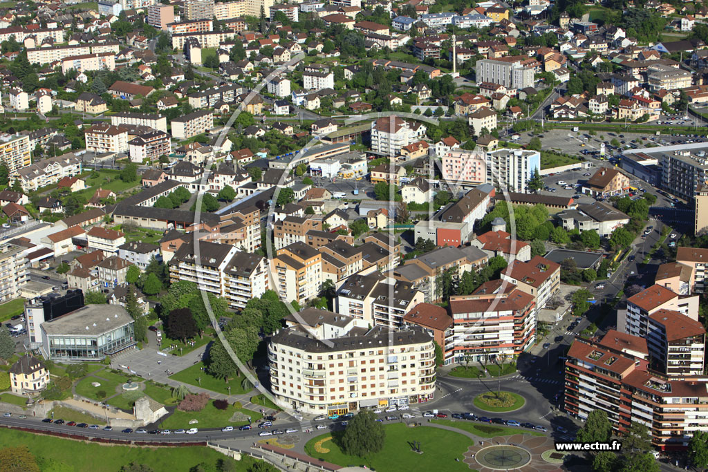 Photo arienne de Thonon-les-Bains (Avenue du Lman)