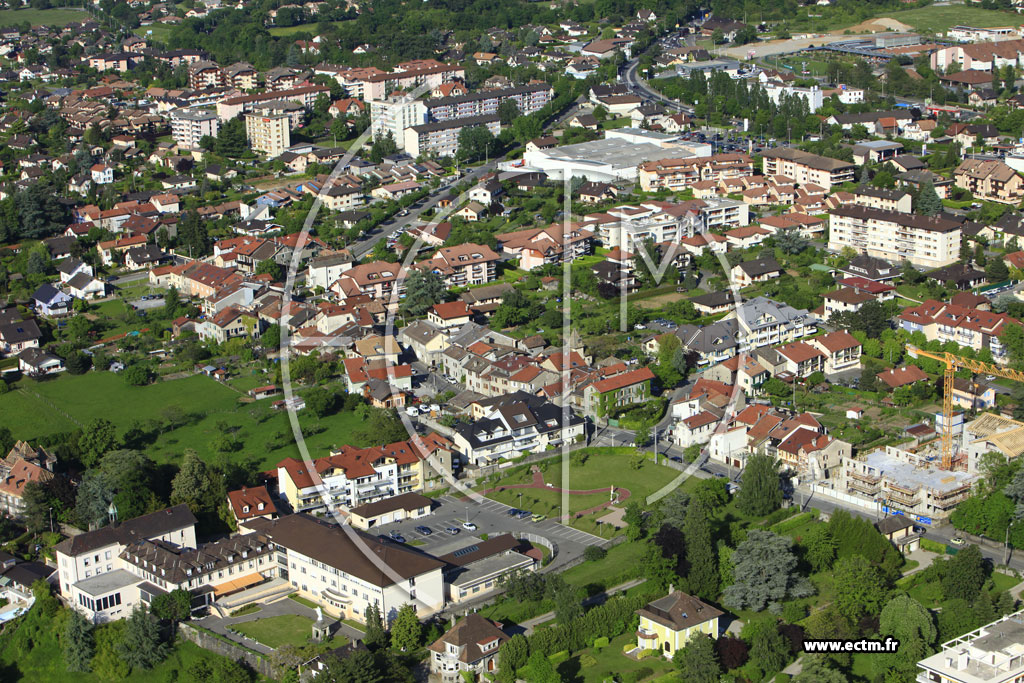 Photo arienne de Thonon-les-Bains (Concise)