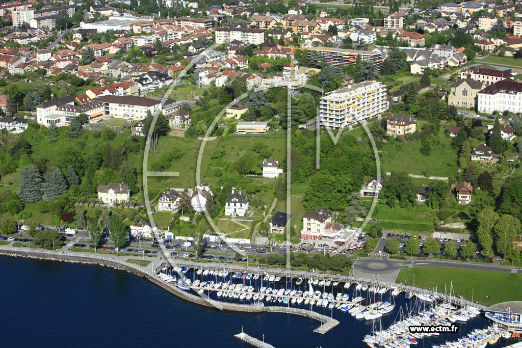 Photo arienne de Thonon-les-Bains (Quai de Ripaille)