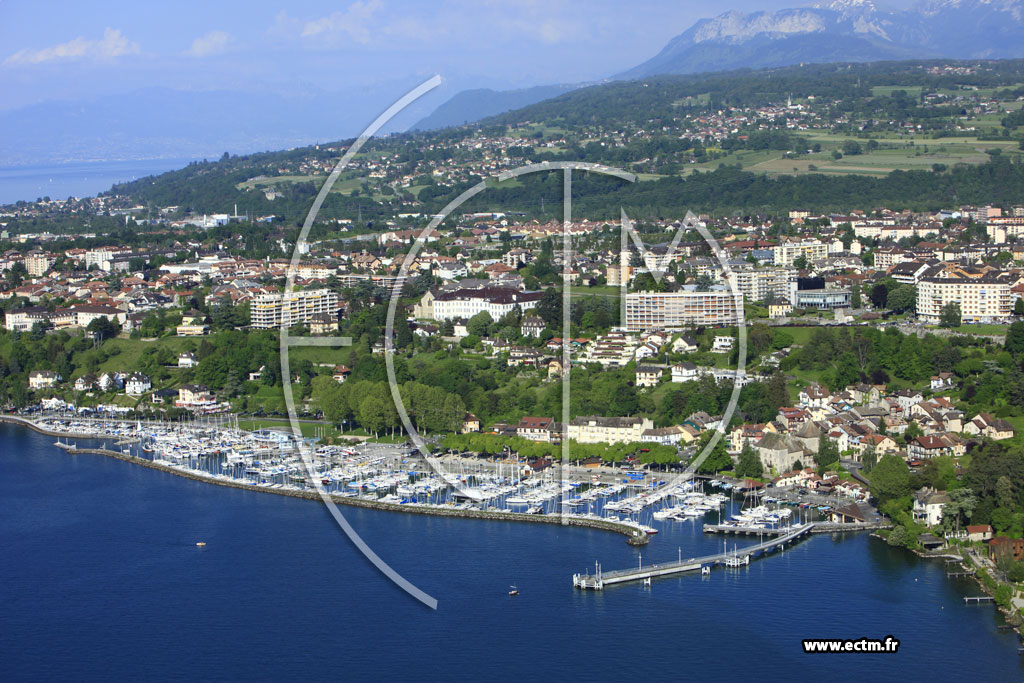 Photo arienne de Thonon-les-Bains (Rives)