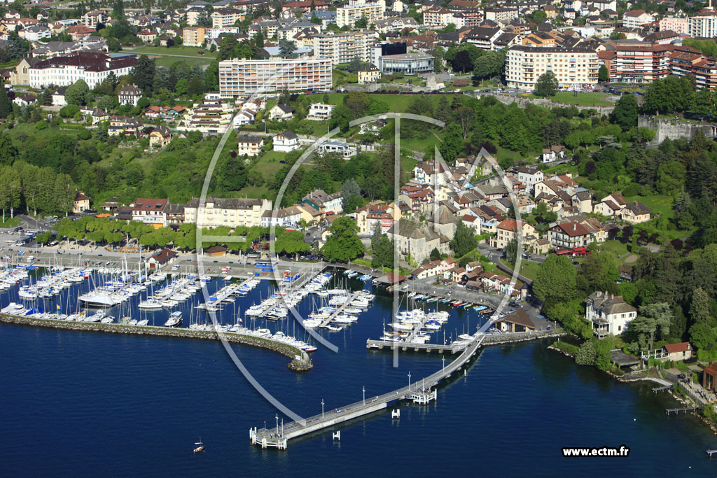 Photo arienne de Thonon-les-Bains (Rives)