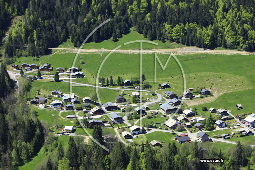 Photo arienne de Morzine (Les Nants)