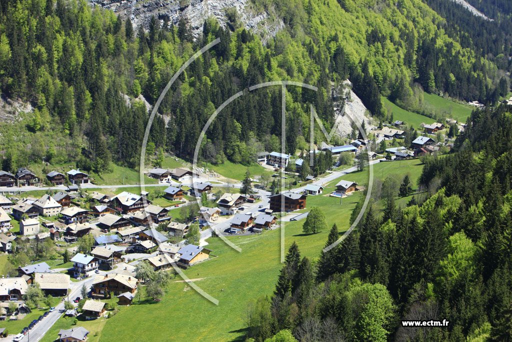 Photo arienne de Morzine (Les Udrezants)