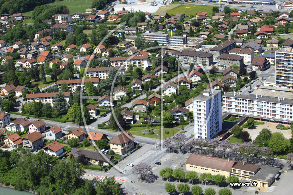 Photo arienne de Cluses (La Sardagne)