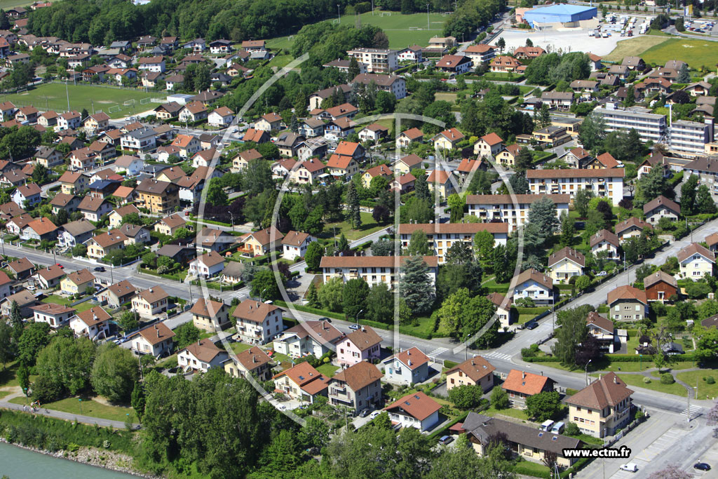 Photo arienne de Cluses (La Sardagne)