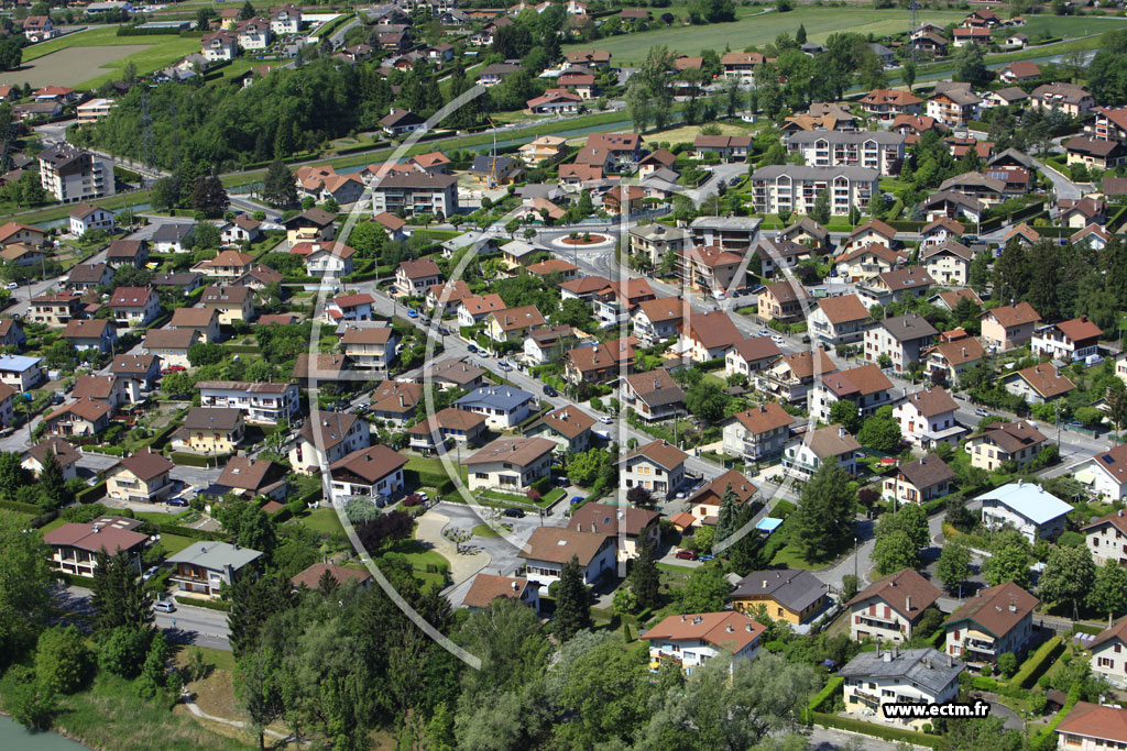 Photo arienne de Cluses (La Sardagne)