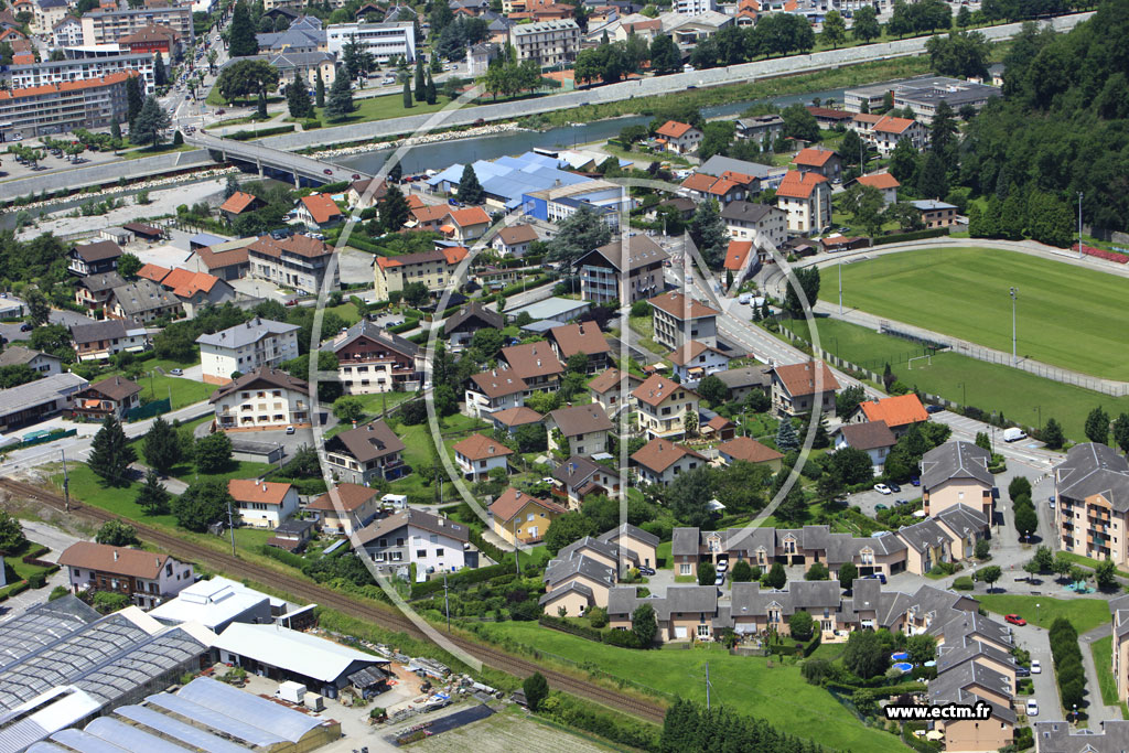 Photo arienne de Albertville (Route de Tours)