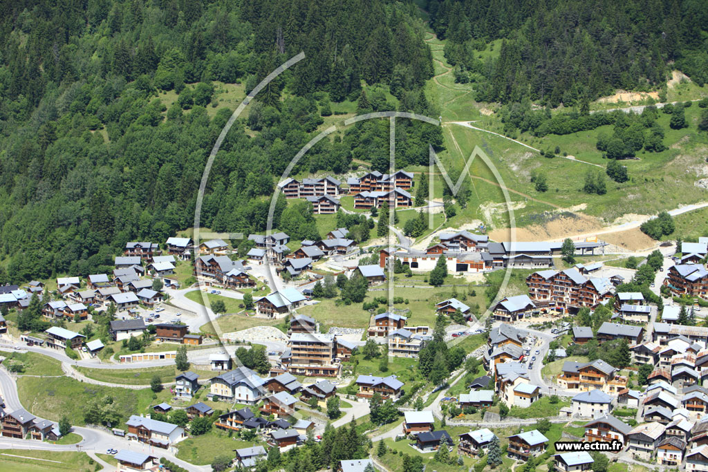 Photo arienne de Champagny-en-Vanoise