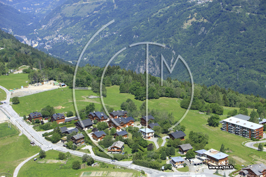 Photo arienne de Saint-Bon-Tarentaise (Le Praz)