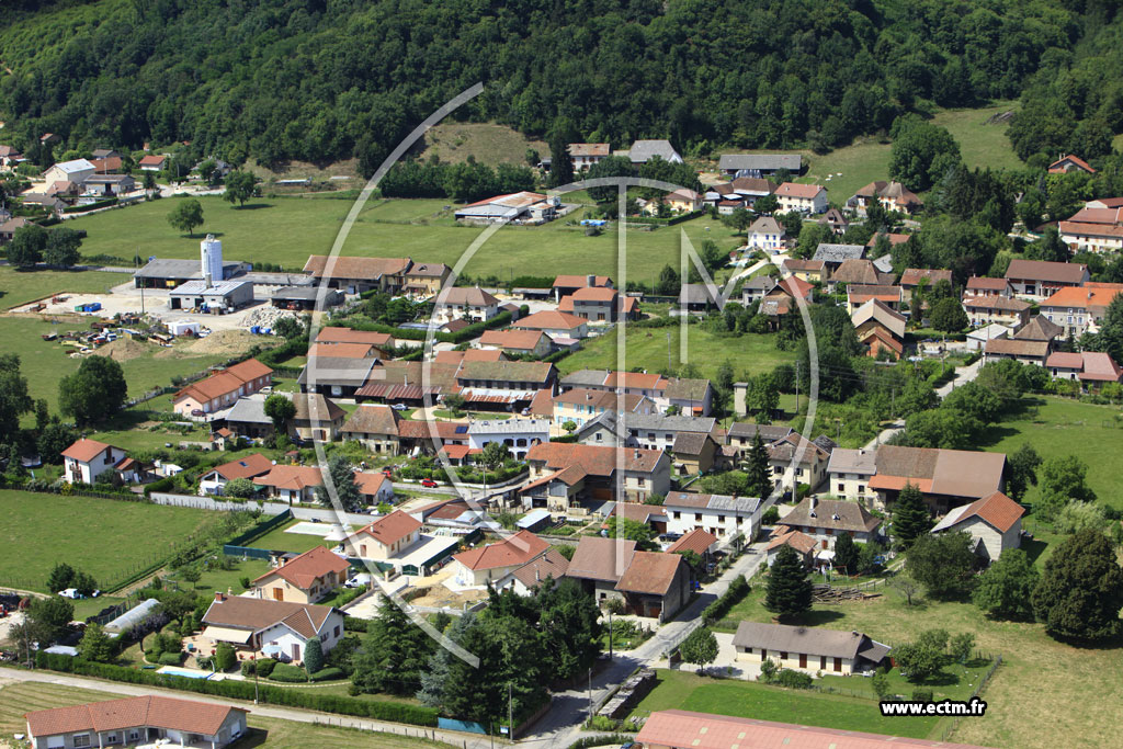 Photo arienne de Apprieu (La Contamine)