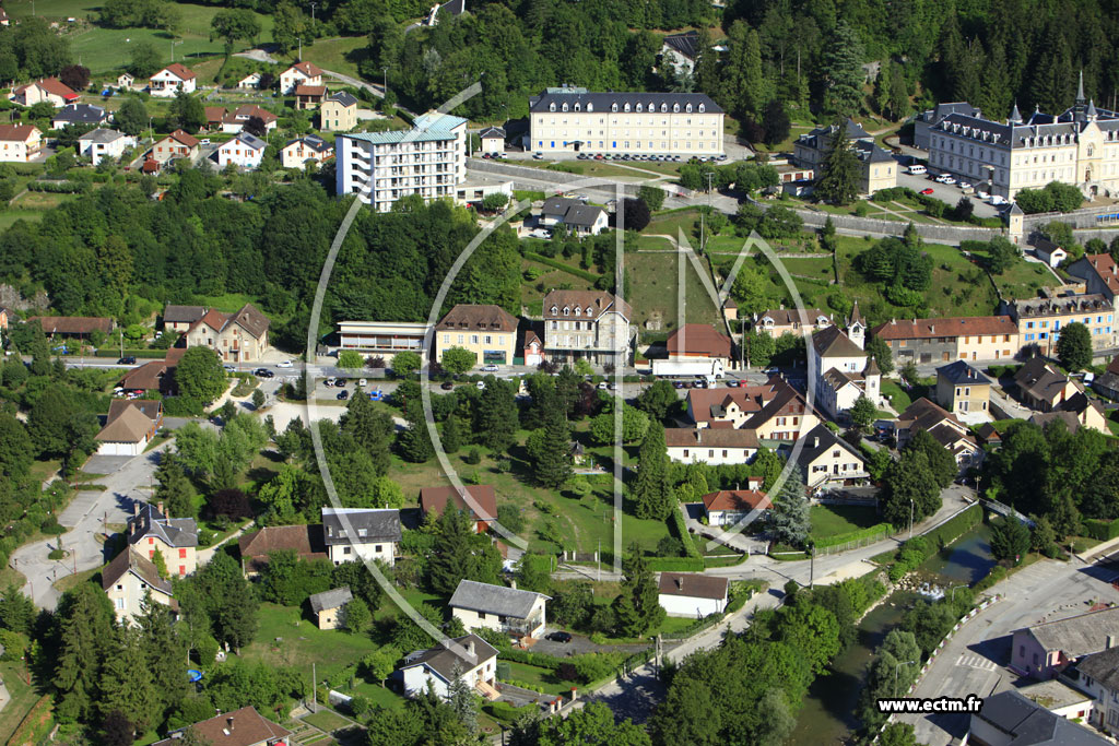 Photo arienne de Saint-Laurent-du-Pont