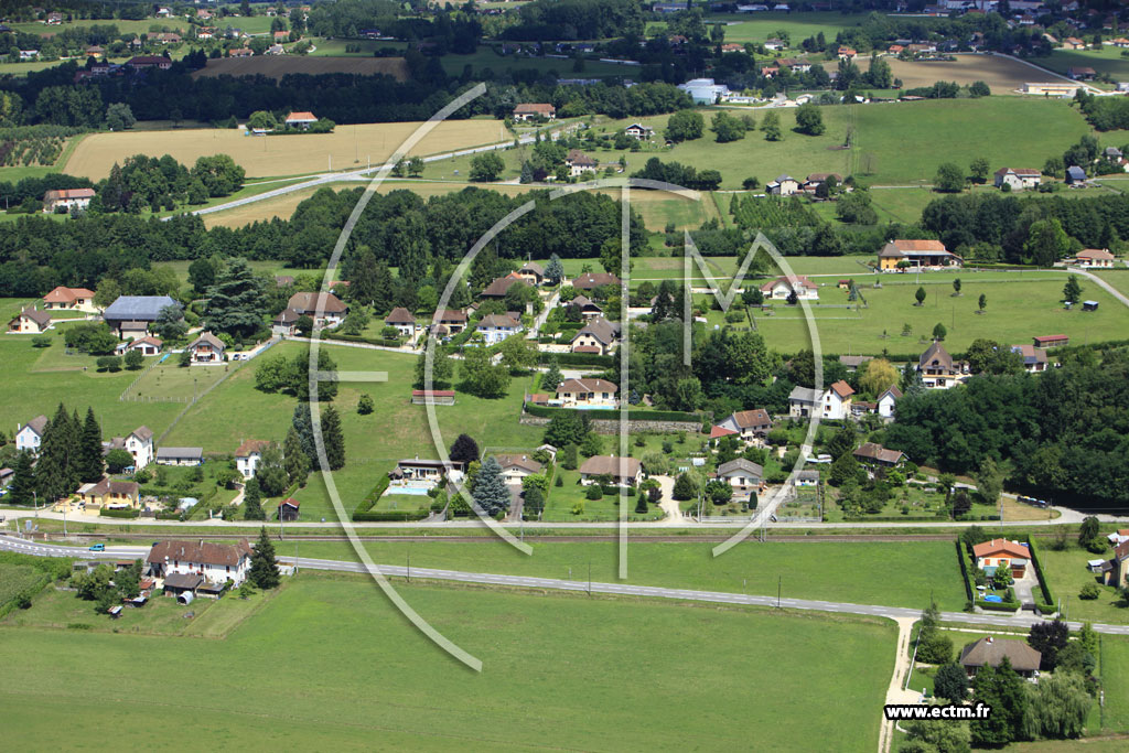 Photo arienne de Domessin (Route des Echelles)