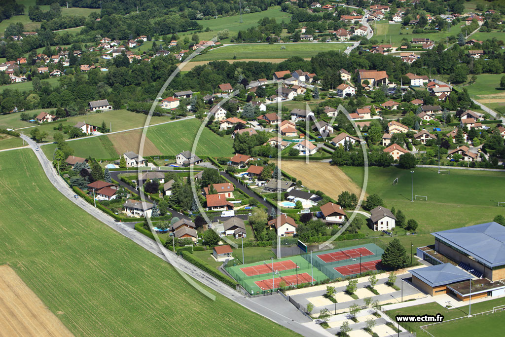 Photo arienne de Saint-tienne-de-Crossey (Les Reynauds)