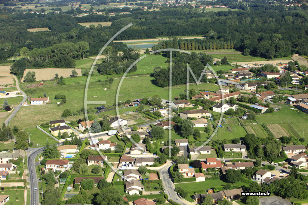 Photo arienne de Feillens (Montagnat)