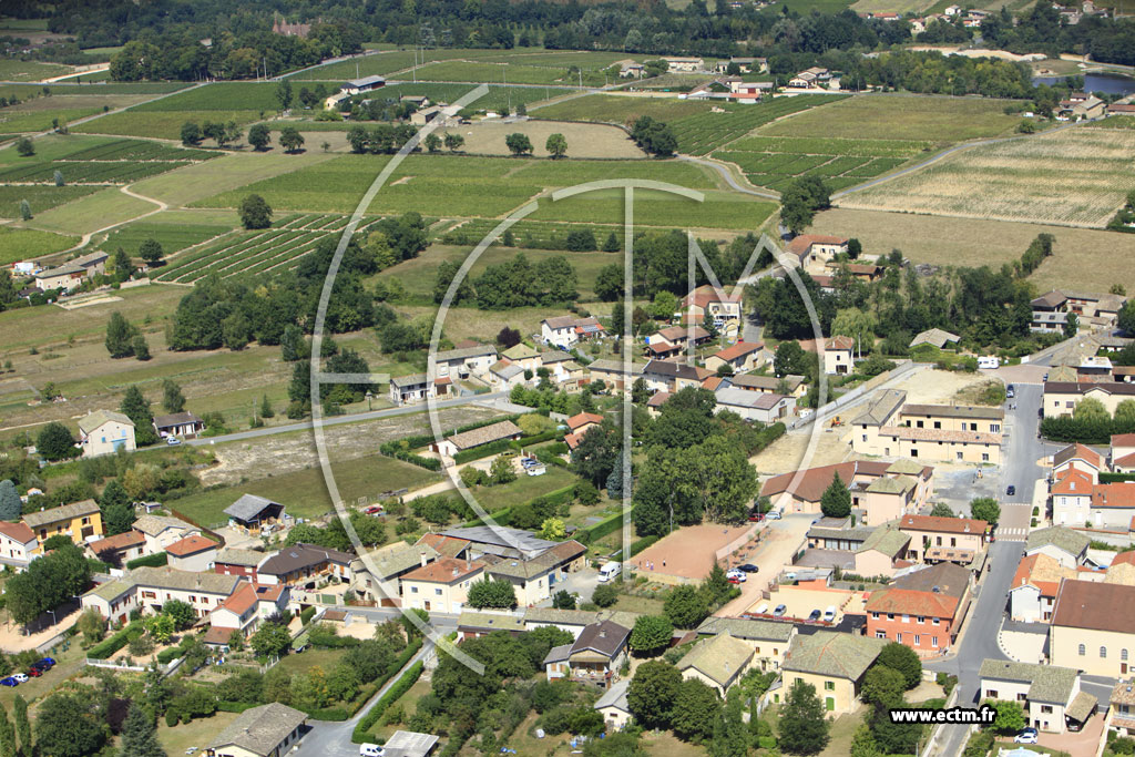 Photo arienne de Corcelles-en-Beaujolais