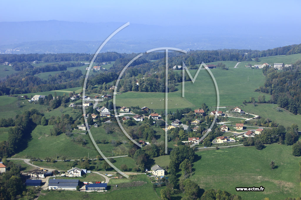 Photo arienne de Aviernoz (Chemin du Chteau)