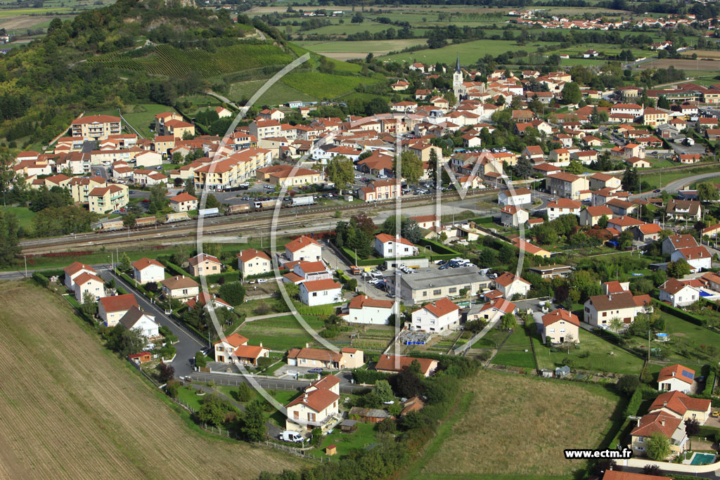 Photo arienne de Saint-Romain-le-Puy (Galavesse)