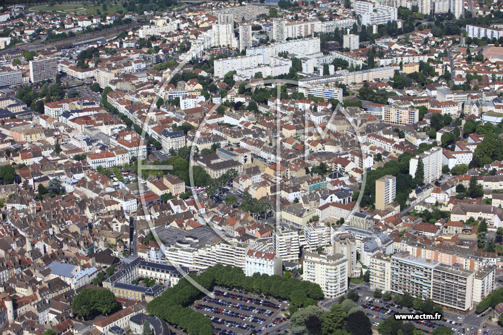 Photo arienne de Chalon-sur-Sane (Quartier des Aubpins)