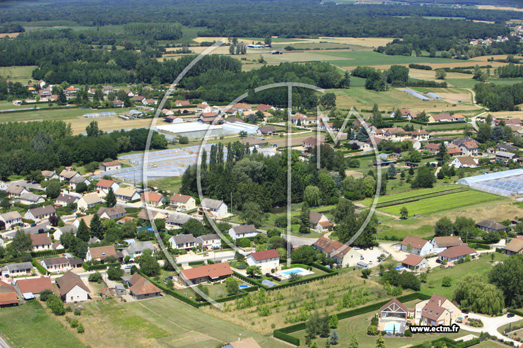 Photo arienne de Ouroux-sur-Sane