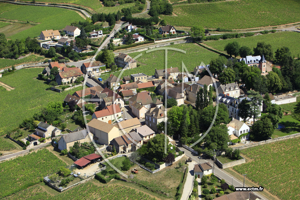 Photo arienne de Santenay (Le Haut Santenay)