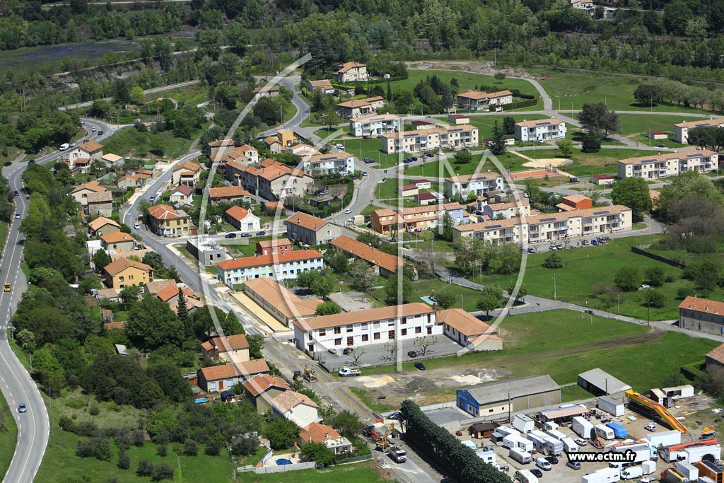 Photo arienne de Les Salles-du-Gardon (L'Habitarelle)